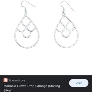 Tidepool Love Made in Hawaii Sterling Silver Dangle Mermaid Scale Earrings